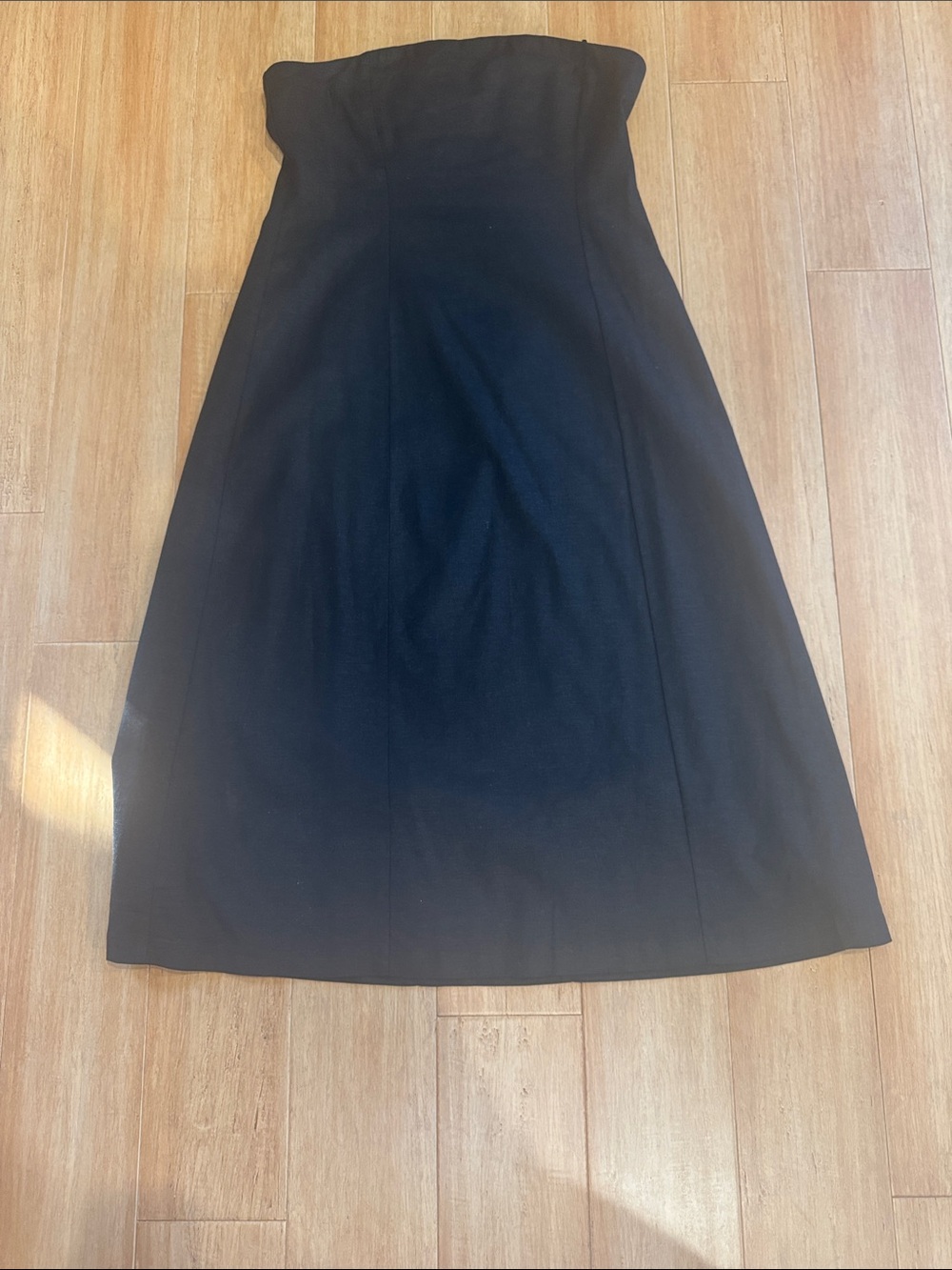 Classic Strapless Black Midi Dress